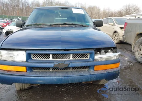2003 Chevrolet S-10 Ls z USA, uszkodzony, nr VIN 1GCCS19X438235682